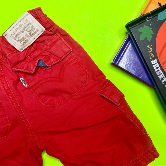 Levi’s Cargo Shorts 🩳 - Picture 3 of 6